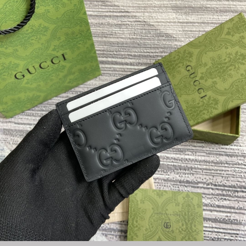 G*u*i wallets & purse